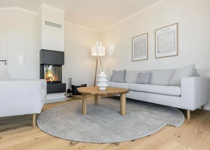 Apartment De Bööi - Traumhaftes Reetdachhaus *