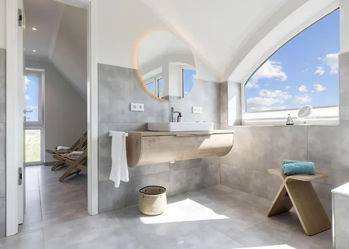 De Bööi - Traumhaftes Reetdachhaus * Fehmarn