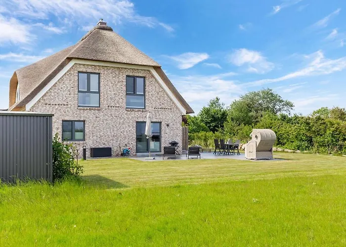 De Bööi - Traumhaftes Reetdachhaus * Fehmarn